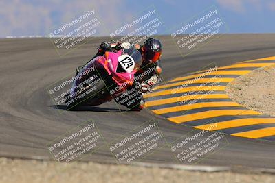 media/Oct-09-2022-SoCal Trackdays (Sun) [[95640aeeb6]]/Turn 12 (140pm)/